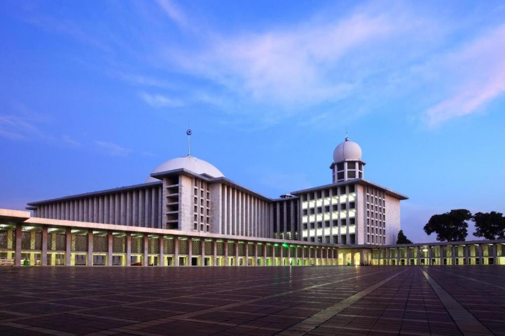Grand Cempaka Business Hotel Jakarta Exteriér fotografie