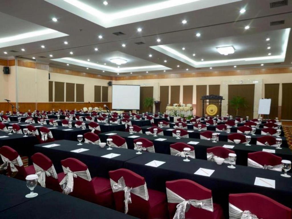 Grand Cempaka Business Hotel Jakarta Exteriér fotografie